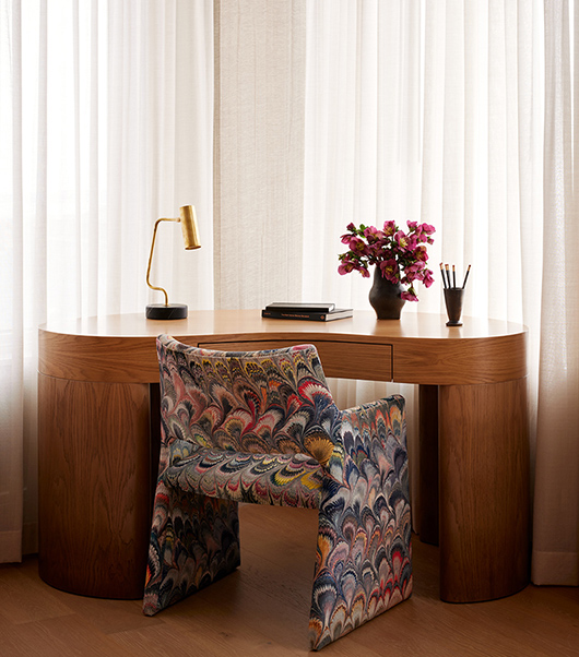 Curved Kidney Shaped Desk