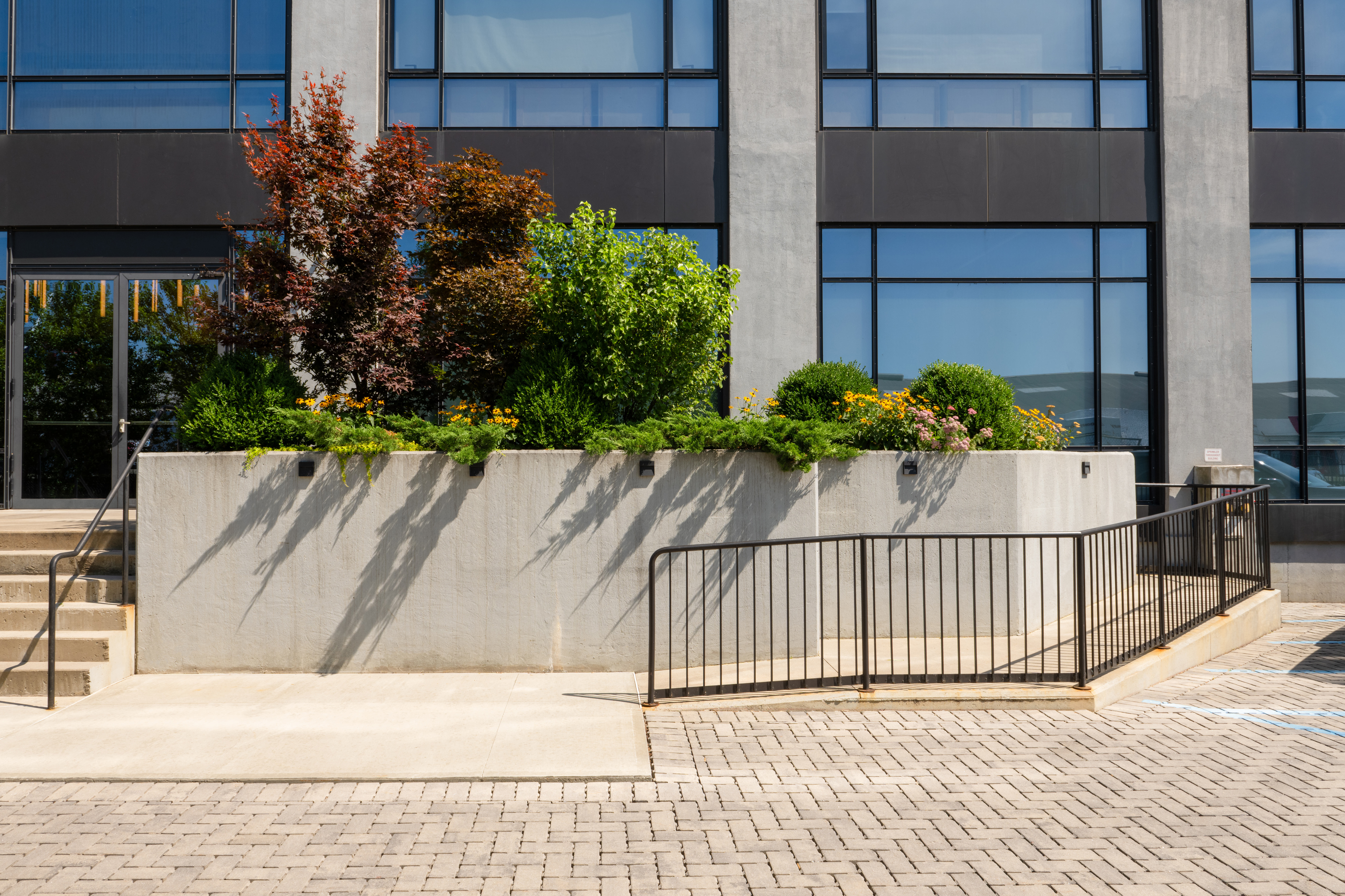 BROOKLYN WATERFRONT GARDEN DESIGN