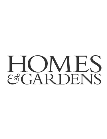 Garden Diaries: 'There's Magic in Juxtaposition' ? How Laurie Blumenfeld Transformed a New York City Parking Lot Into a Naturalistic Community Garden This interior designer stepped outside to dabble in gardening ? now she's inspiring her whole neighborhood to grow