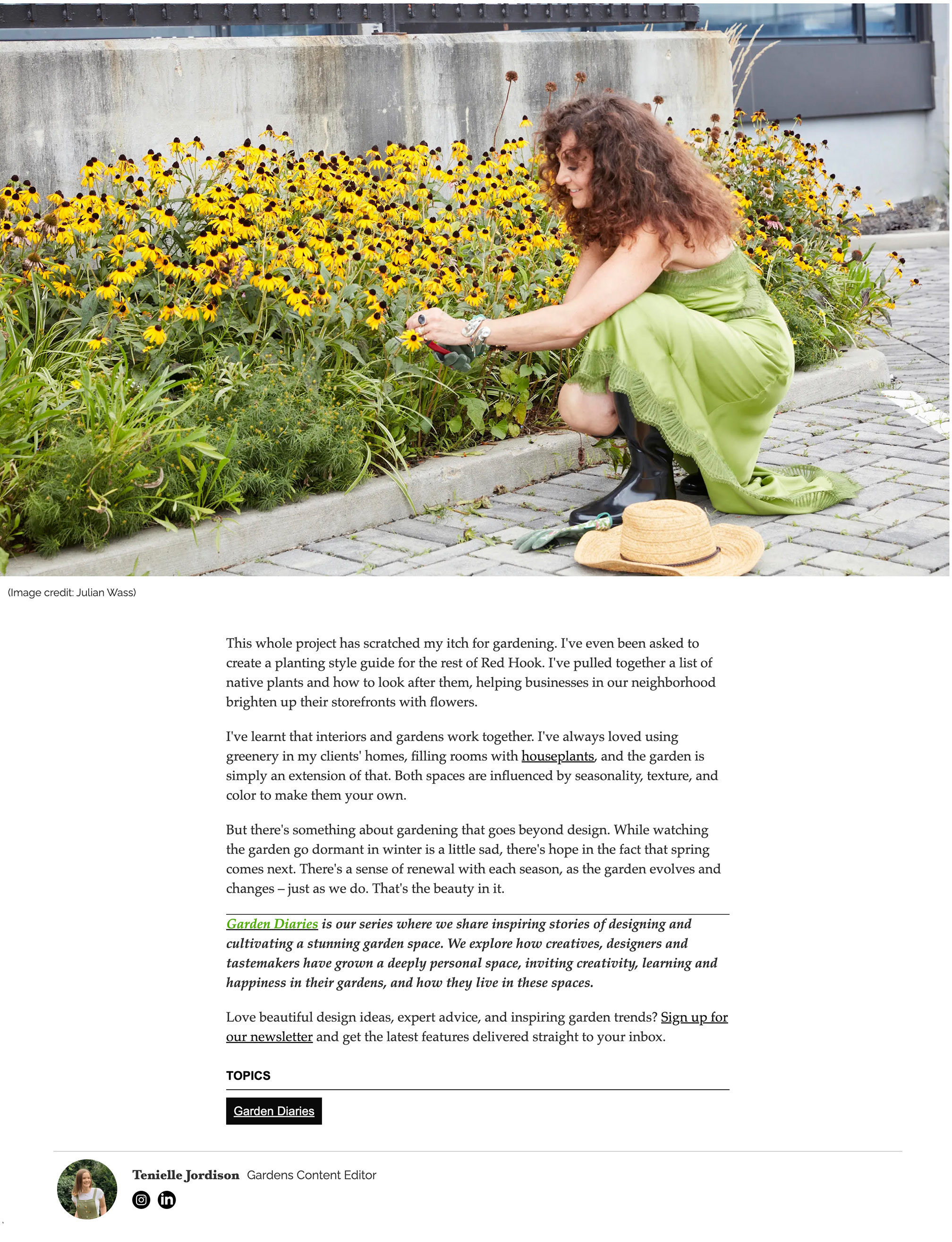HOMES & GARDENS | Garden Diaries: 'There's Magic in Juxtaposition' ? How Laurie Blumenfeld Transformed a New York City Parking Lot Into a Naturalistic Community Garden